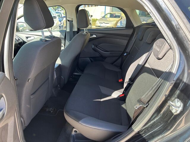 FORD FOCUS TREND 1.6 TI-VCT AUTO SPANISH LHD IN SPAIN 89000 MILES 1 OWNER 2014